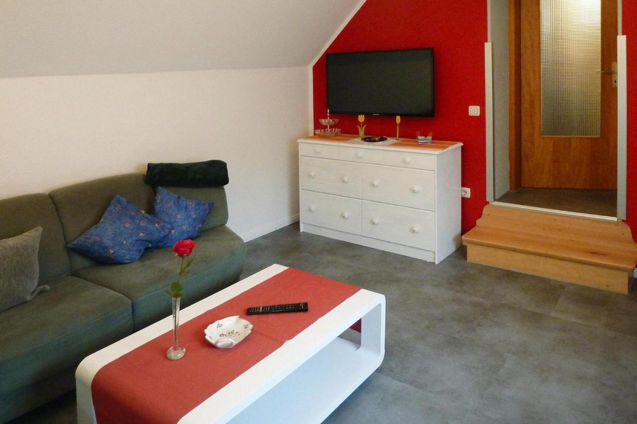 Holiday Apartment An Der Meisse, Bergen Bleckmar Ngoại thất bức ảnh